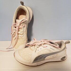 Women Puma Sneakers Waterproof Size 8.5